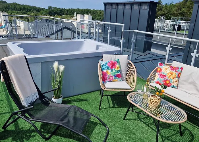 Lesny Klif * Debina (Ustka)